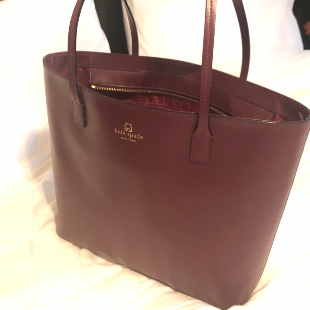 Kate Spade Tori mulled wine tote